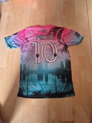 Camiseta Adidas Messi #10 Vice City Inter Miami Talla Mediana (K1) - Imagen 13 de 18