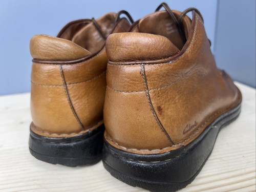 Clarks Brown Chukka Wallabee Mens 12M Leather Ankle Boot Laces Frayed 30087 - Picture 4 of 14