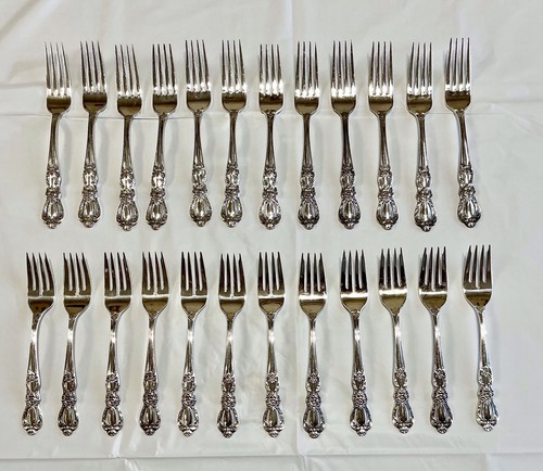 Cubiertos de plata Rogers Bros Grand Heritage 1847 - 65 piezas 8 ajustes y estuche - Imagen 3 de 20