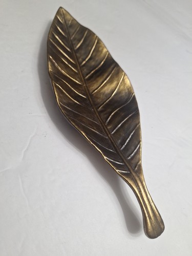 RJ Reynolds Tobacco Company Brass Tobacco Leaf, Made In The USA JZ.