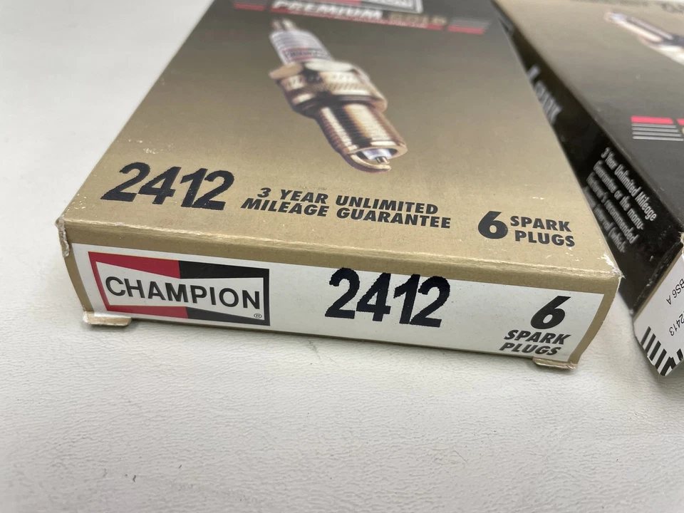 CHAMPION 2412 PREMIUM GOLD SPARK PLUG SET OF (12) AUTOMOTIVE / TRUCK / CAR - Image 2 of 4