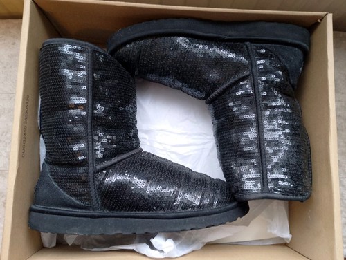 Ugg Black Sequin Sheepskin Ladies Boots Size UK 6 ,Excellent Condition. RRP £190 - Picture 12 of 12