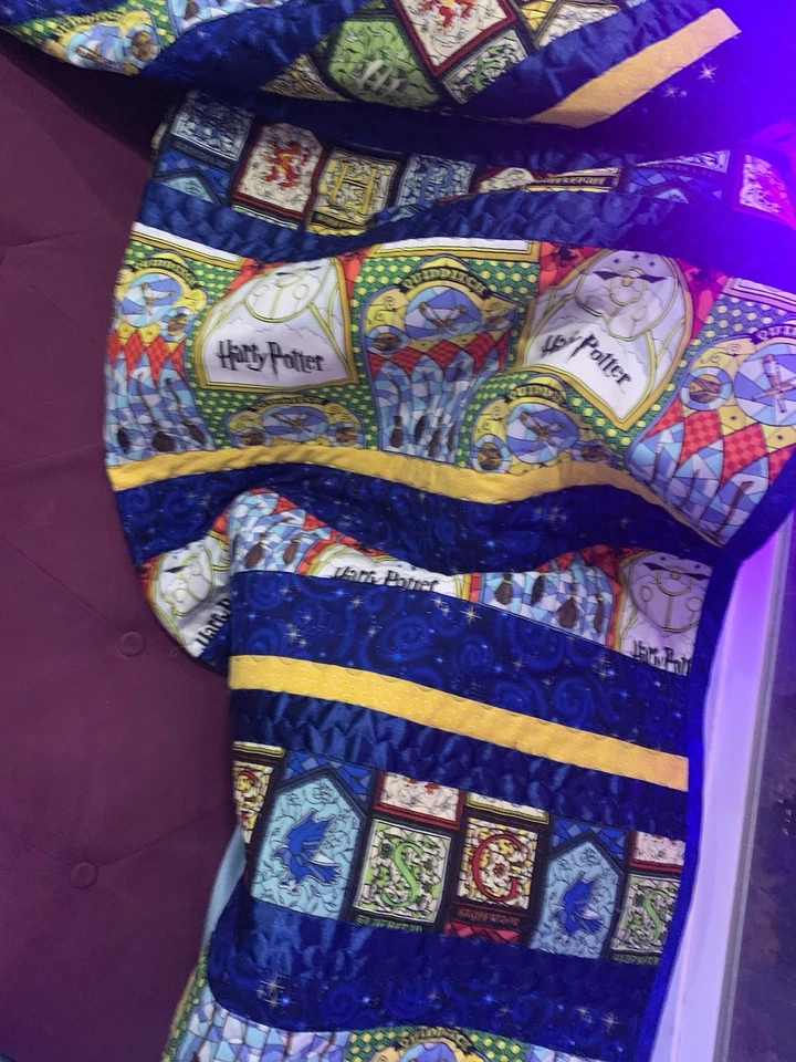 Edredón de Halloween hecho a mano Harry Potter edredón para regazo adorable colores brillantes vibrantes Foto 4 de 4