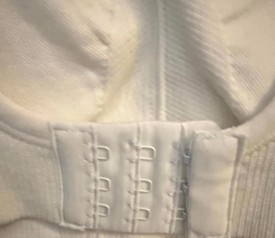 NOVO Sutiã Feminino Jockey Sport Grande Branco Triplo Gancho Olho Conversível Sem Costura - Imagem 3 de 4