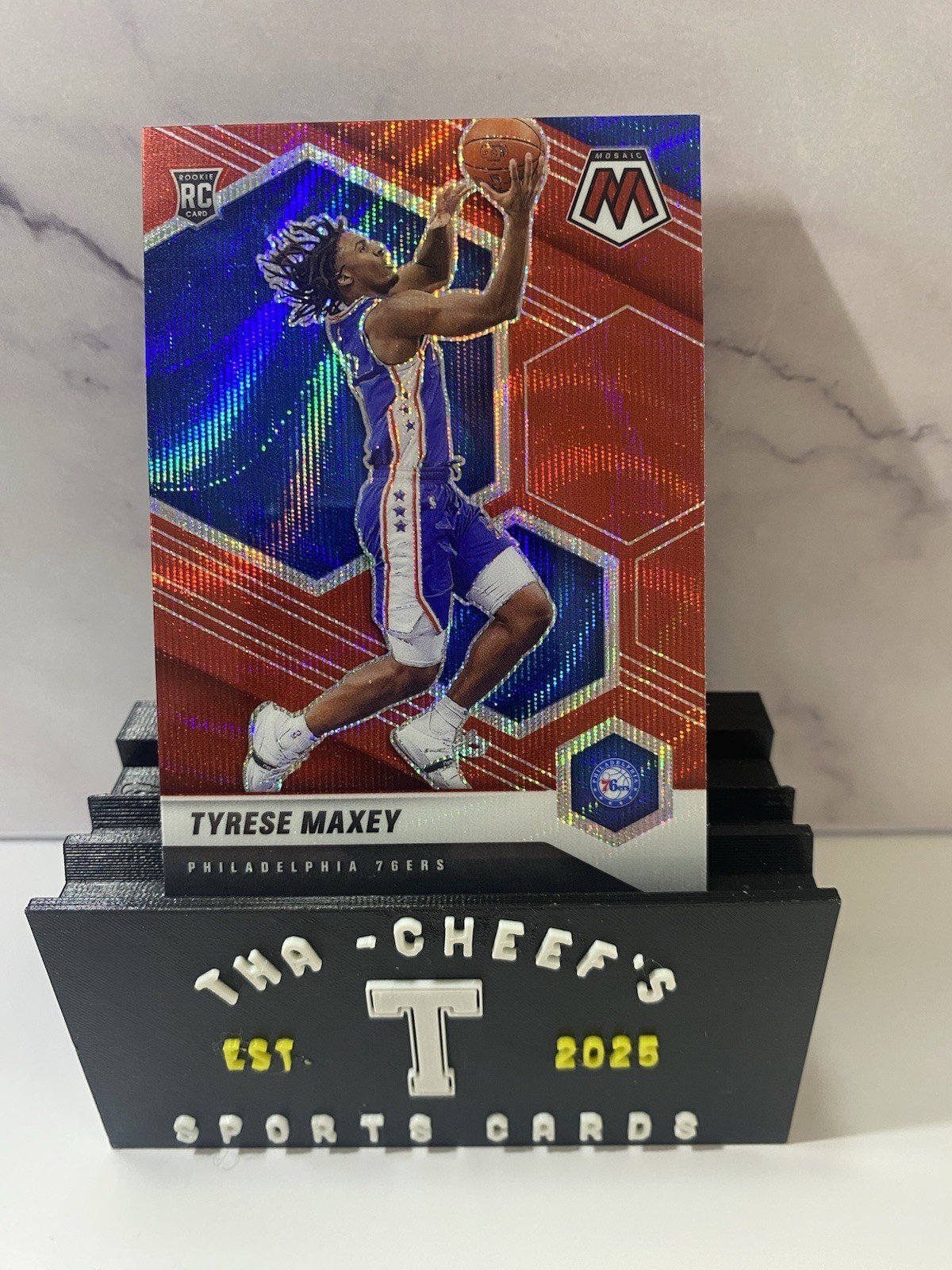 2020-21 Panini Mosaic - Rookie Tyrese Maxey #203 Red Wave Mosaic Prizm (RC)