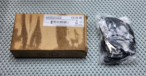 Motorola HKLN4604B Lightweight Swivel Earpiece for RDU2040 CLS1410 RMM2050 SP50 - Picture 2 of 2