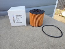 Vauxhall Movano 98 - 10 2.2D 2.5D Diesel Fuel Filter. Genuine 93184133