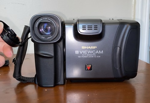 Sharp VL-E39U 8mm Analog Viewcam With Cover & Wires Untested - Picture 4 of 12