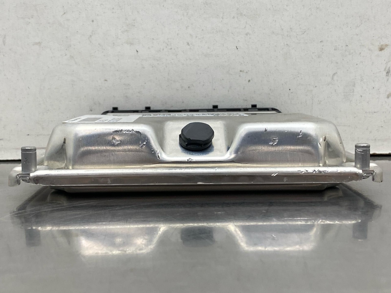 2009 Maserati Quattroporte Engine Control Module Computer ECU OEM 0261208592