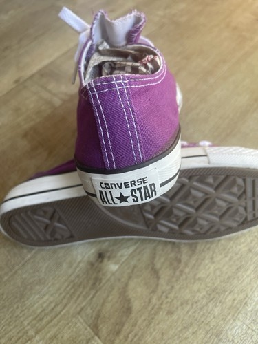 PRECIOSAS ZAPATILLAS CONVERSE CHUCK TAYLOR ALL STAR BAJAS MORADAS - TALLA 7 UK - Imagen 6 de 9