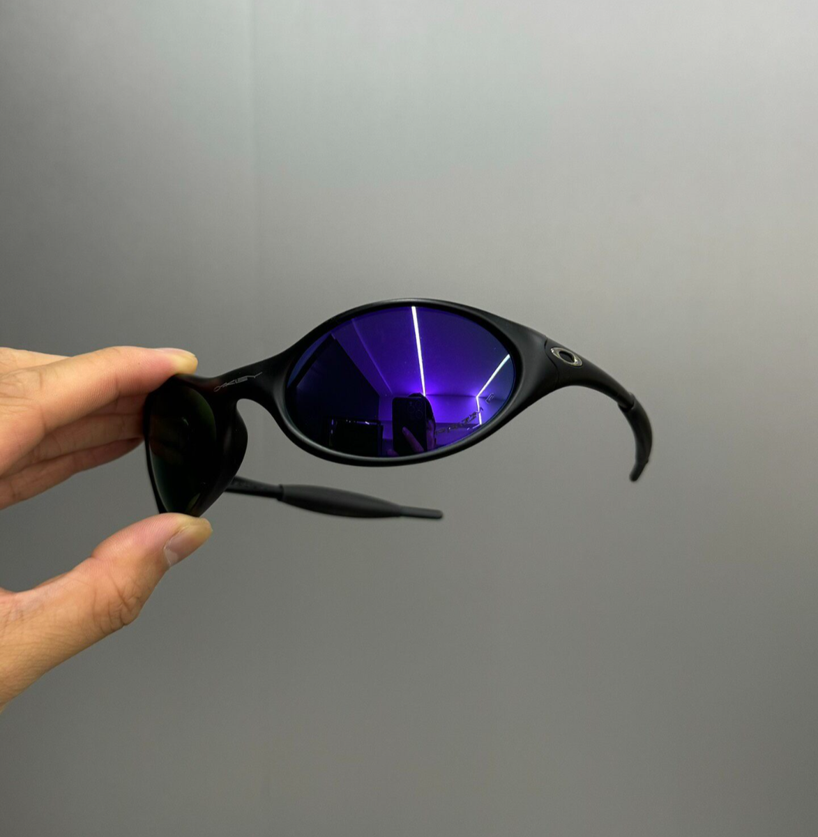 Oakley Minute 1.0 OO9133 Polarized Sunglasses Matte Black Frame