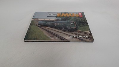 			Southern Electric EMUs In Colour, Morgan, Eric B, Ian Allan Publi		