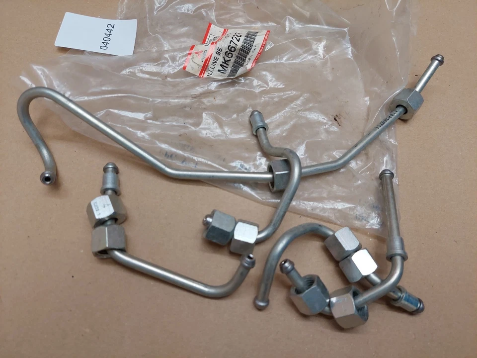 Mitsubishi Fuso Canter Fuel Injector Pipe Kit MK667287 2012-2020 Genuine NEW - Image 3 of 4