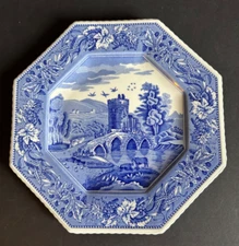The Spode Blue Room Sutherland Collection Lucano 9.5 Inch Scenic Octagonal Plate