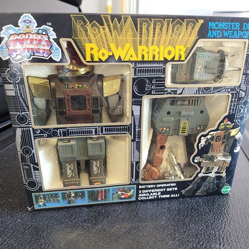 "Vintage" Echo Toys Ro-Warrior Grand Commander With Weapons & Instructions