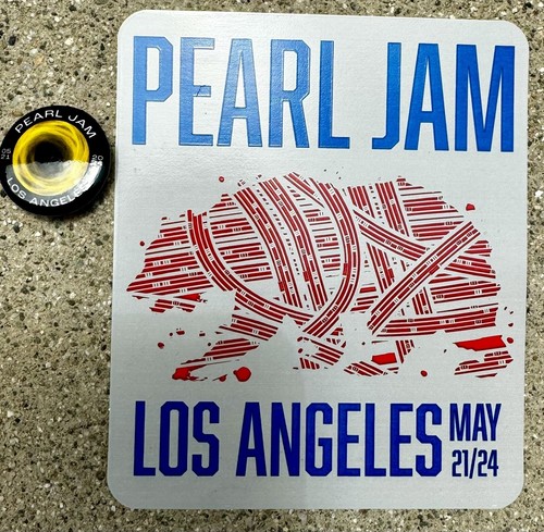 PEARL JAM LOS ANGELES CALI FORUM SET TOKEN STICKER PIN KEY CHAIN DARK MATTER - Picture 6 of 10