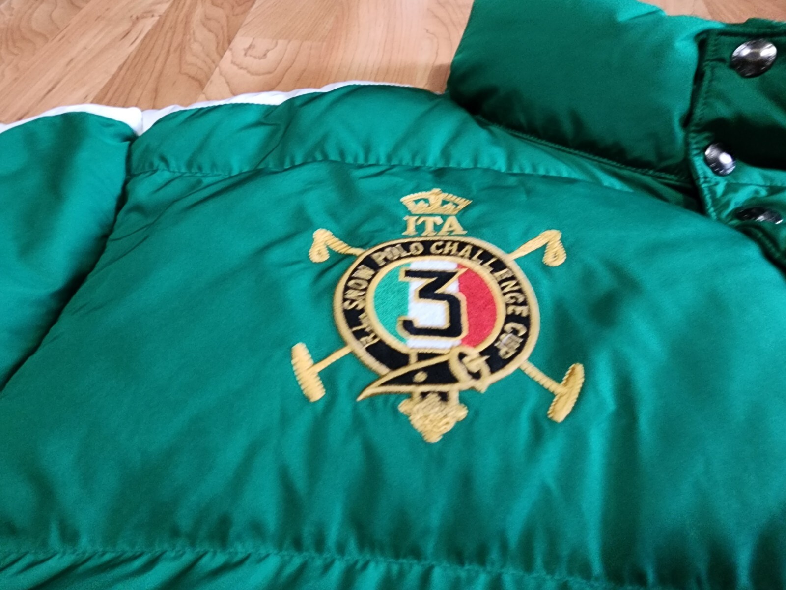 Picture 3 of 12