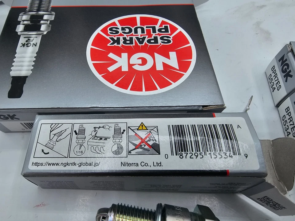 (QTY 8)  NGK Spark Plug BPR7ES 5534 for 1979-1984 Ferrari 308 GTB - Image 3 of 4