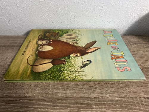 Vintage A Tale of Tails Big Golden Book “A” Printing 1962 1st Ed VG+ Macpherson - Imagen 11 de 13