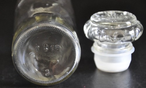 Vintage Clear Glass Bottle Spice Apothecary Jar with Stopper 6.25” W/Stopper - Picture 4 of 4