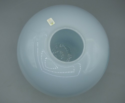 Holmegaard Art Glass Vase "Jasmin" Designed by Mutsuo Inoue 1984 Opal /Green - Picture 7 of 12