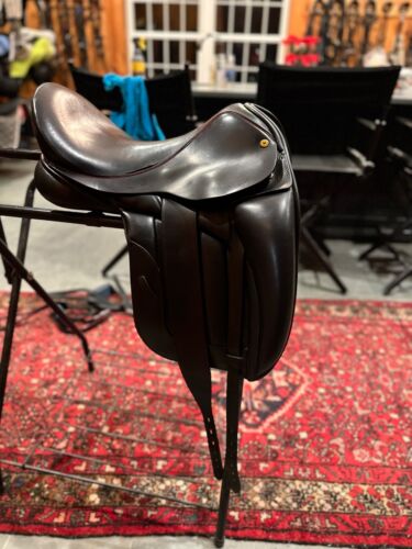 17.5” MW Black County Dressage Saddle - Picture 3 of 8