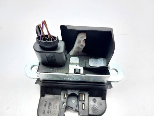 VOLKSWAGEN GOLF MK7 2016 TAILGATE BOOT LID LOCK CATCH LATCH MECHANISM 5G6827505 - Picture 9 of 15