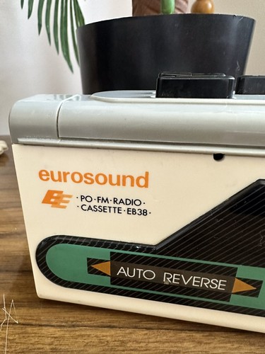 Eurosound PO-FM-Radio Cassette EB38 Player 80’s Old School Portable Tape Player - Picture 11 of 11