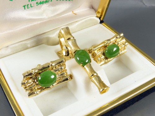 VTG New Nos MONARCH CUFFLINKS & TIE BAR/CLIP SET Gold Bamboo GREEN JADE CABOCHON - Picture 2 of 5