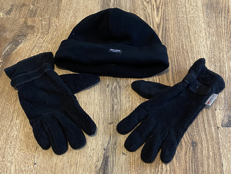 Thinsulate Set Of Gloves And Hat One Size Unisex Thinsulate Set Of Gloves And Hat One Size Unisex