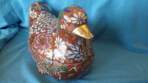 Vtg Chinese Famille Rose Gold Porcelain Pottery Mandarin Duck Statue  Macau - Picture 5 of 10
