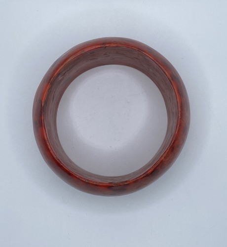 Mid Century Marbled Red Bakelite Chunky Bangle Bracelet 1.5” Wide. - Picture 8 of 9