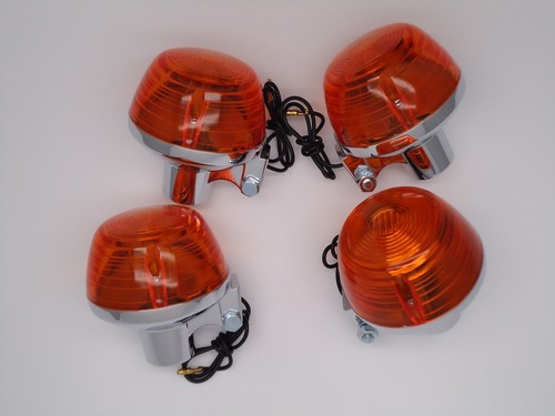 Honda CB400f Set Of 4 Indicators / CB CJ Blinkers Winkers -- D4-06 - Picture 2 of 4