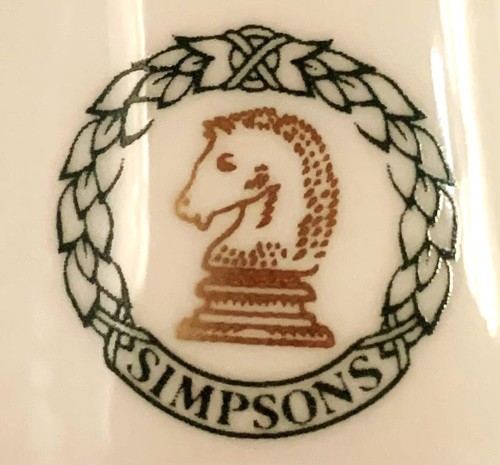 Royal Doulton 5 teiliges Kaffeeservice 2 Tassen & Untertassen / 1 Kanne Simpson im Strand Logo