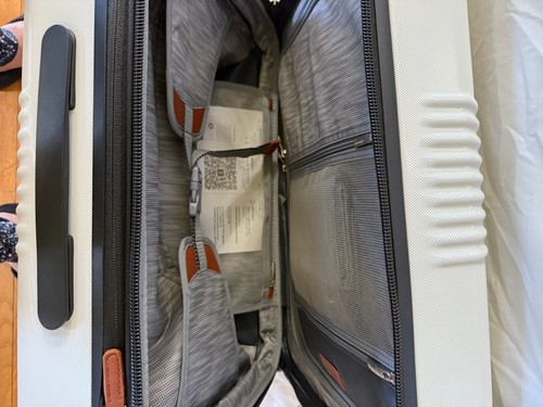 New Ricardo Cabrillo 3.0 Hard 21" Carry-On with Fast Access Front Pocket Luggage - Picture 9 of 9