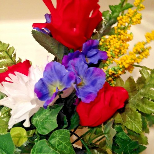 DIY Crypt Mausoleum Silk Flower Rose Daisy - Picture 5 of 10