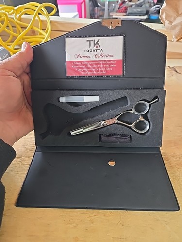 Professional Stainless Thinning Shear. Right Handed. For Cutting Hair. Togatta - Picture 4 of 5
