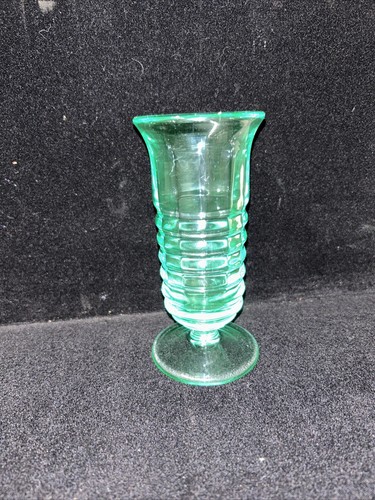 Paden City Party Line 5 1/2" Soda Fountain Parfait Dessert Glass Green Vaseline - Picture 5 of 9
