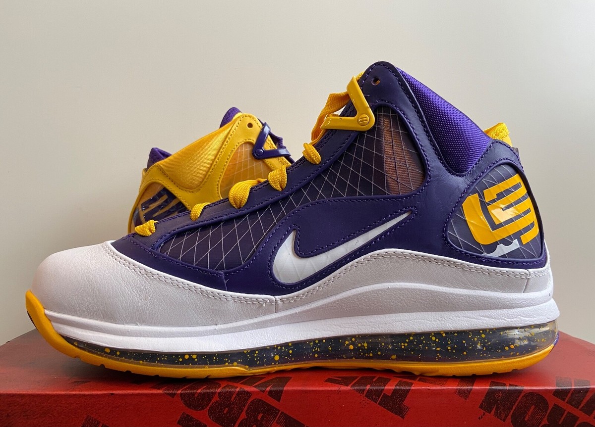 Nike LeBron VII QS 