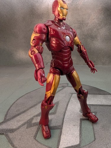 IRON MAN 2008 Mark 03 Repulsor Blastor 6" Action FIgure Toy MARVEL COMICS Hero - Picture 2 of 5