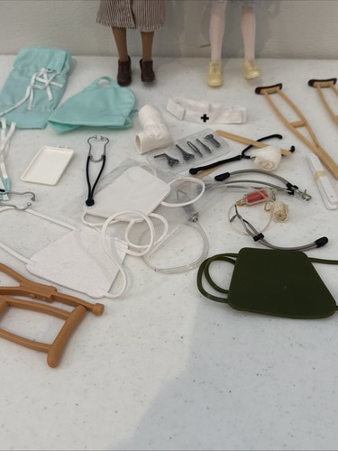 Custom Vintage GI Joe Nurse Lot 1990s Figured Infirmary  - Picture 6 of 8