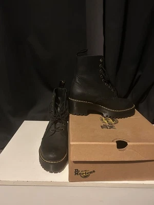 Dr. Martens Sinclair Women's Boot, Size 4 UK - Black Zebra stripe pattern