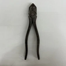 Vintage Flat Nose Pliers 8.5” Unreadable Maker Mark Hand Tool