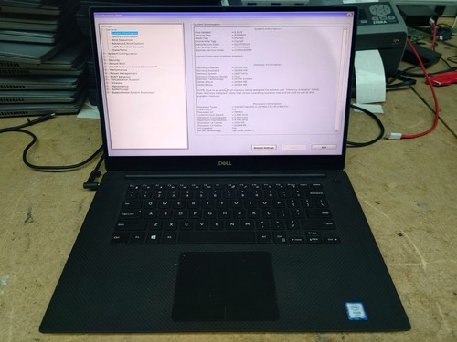 Dell Precision 5540 15.6" E-2276M 32Gb RAM 4K Pantalla táctil 512GB SSD Sin sistema operativo