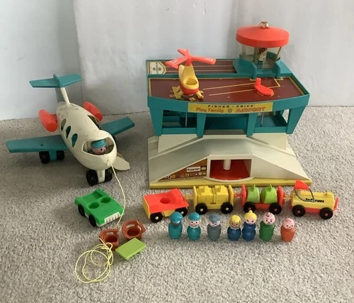 VTG 1972 Fisher Price Play Family Airport Little People Accessories 996 Set Wood