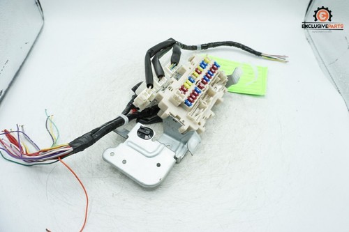 Módulo de caja de conexiones de relé de fusibles 14-19 Infiniti Q70 3,7 AWD AT OEM con soporte 5019 - Imagen 12 de 15