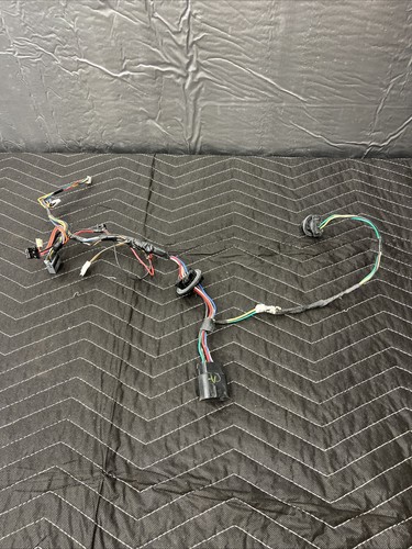 14-19 GMC Sierra 2500 Denali Headlight Wiring LH Driver Side - Picture 10 of 10