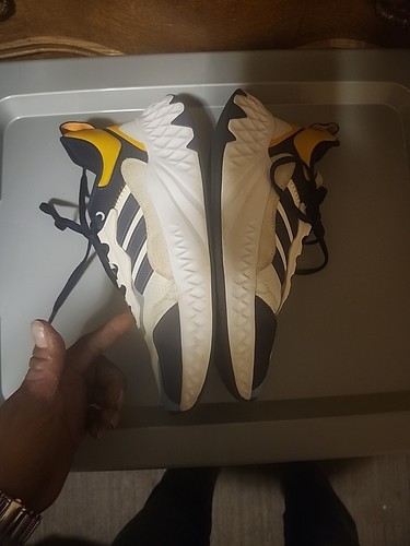 Size 10 - Adidas Futurepool 2.0 Collegiate Navy Bold Gold - Picture 8 of 24