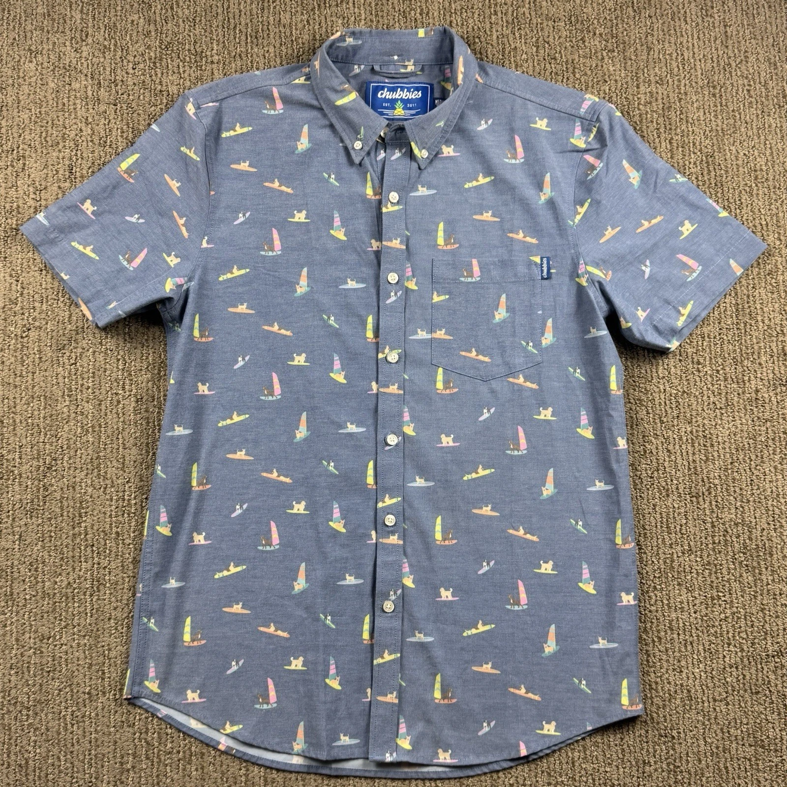 Chubbies Mens M Button Up Shirt Short Sleeve Dog Surf Board Blue