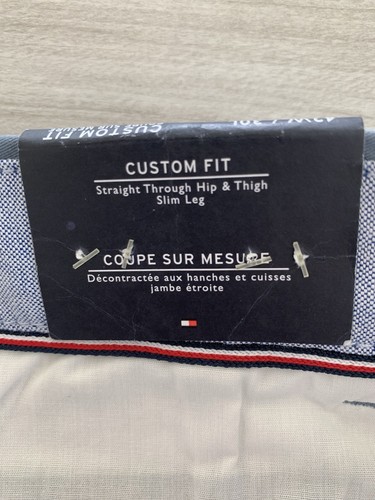 Neu mit Etikett Tommy Hilfiger maßgeschneiderte Chinohose für Herren gerades schmales Bein 42 x 30 - Bild 7 von 11